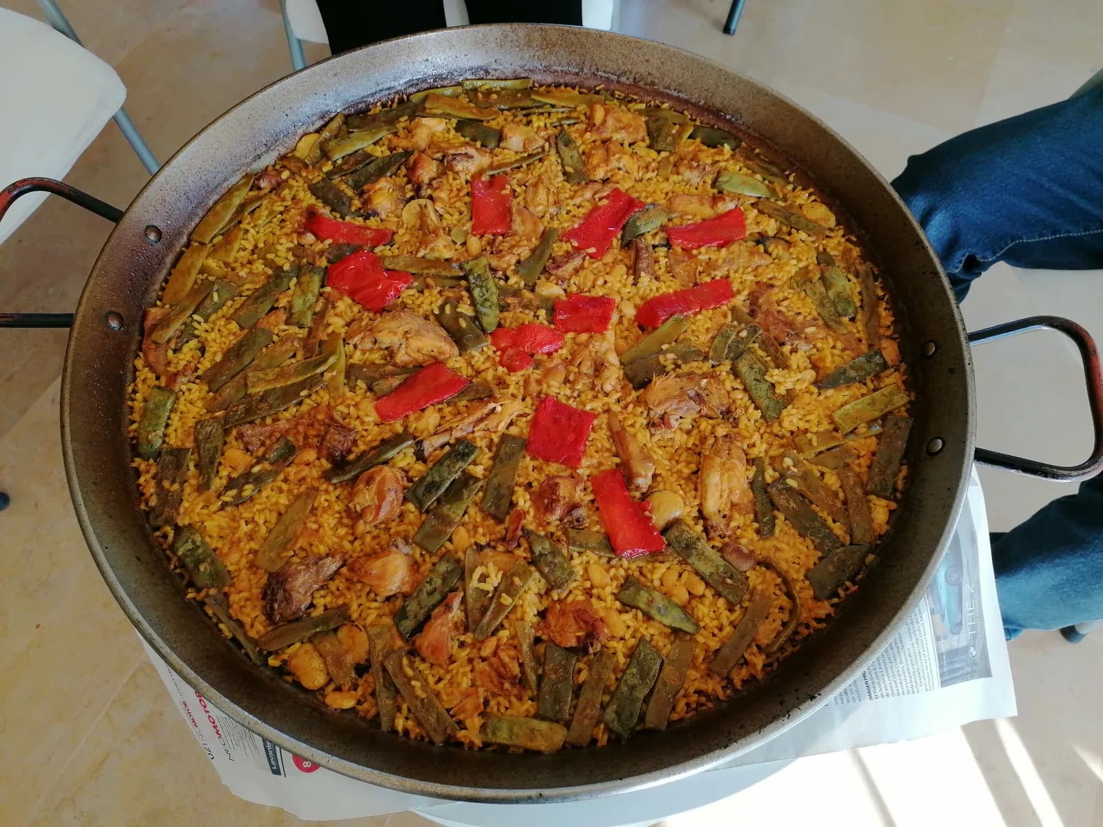 A freshly made paella