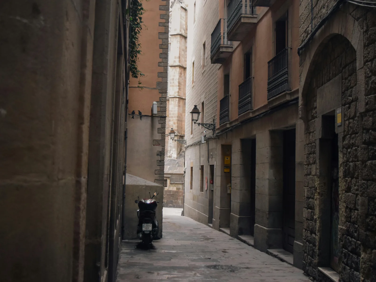 Callejón del Barrio Gótico de Barcelona