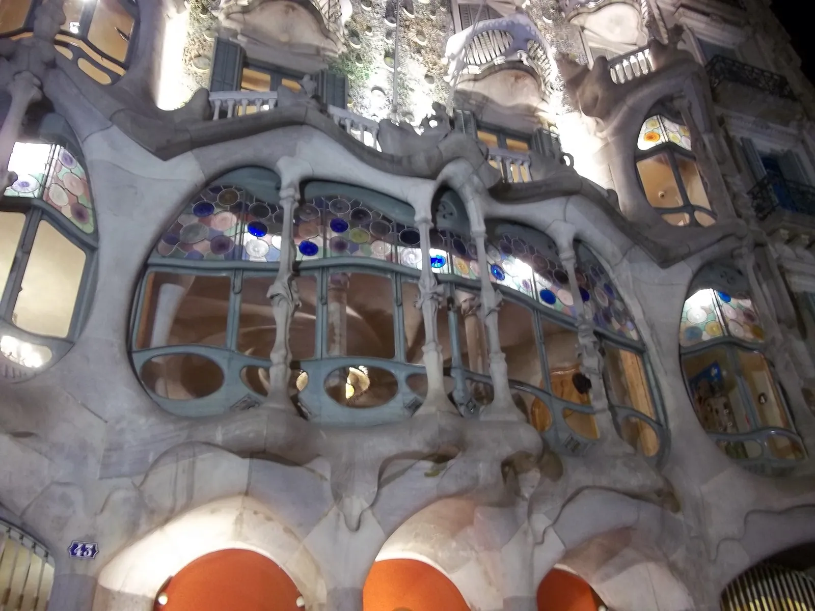 Casa Batlló, Casa Milà y Casa Vicens — las tres casas de Gaudí en Barcelona
