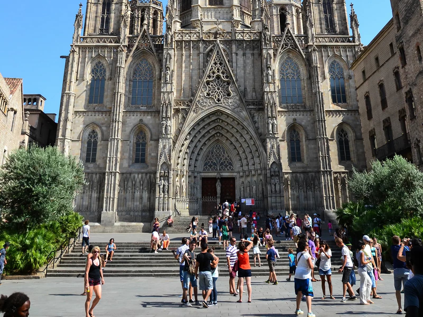 Barcelona Cathedral rooftop terraces with views over Barri Gotic