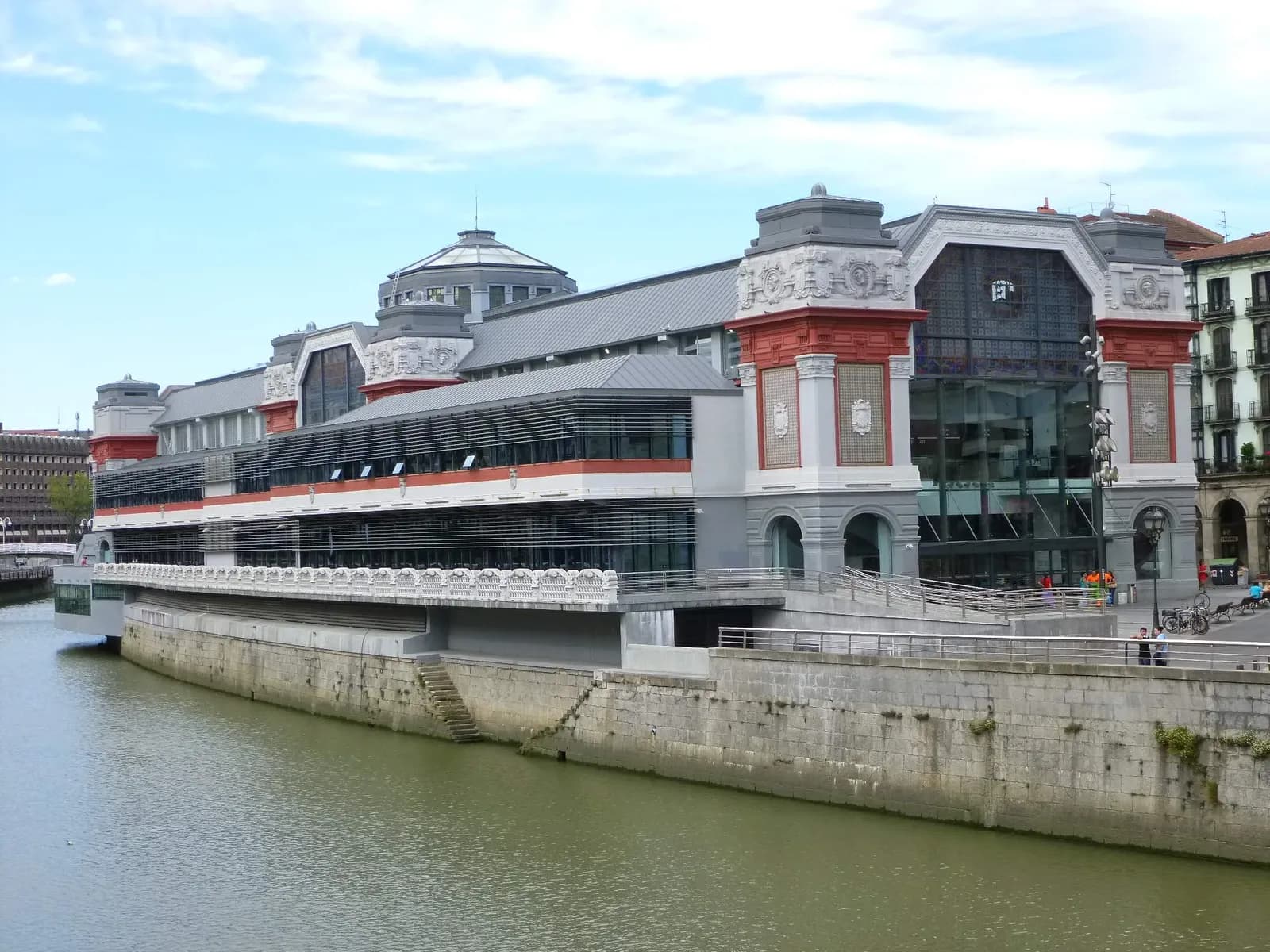 La Ribera Market by the Bilbao estuary