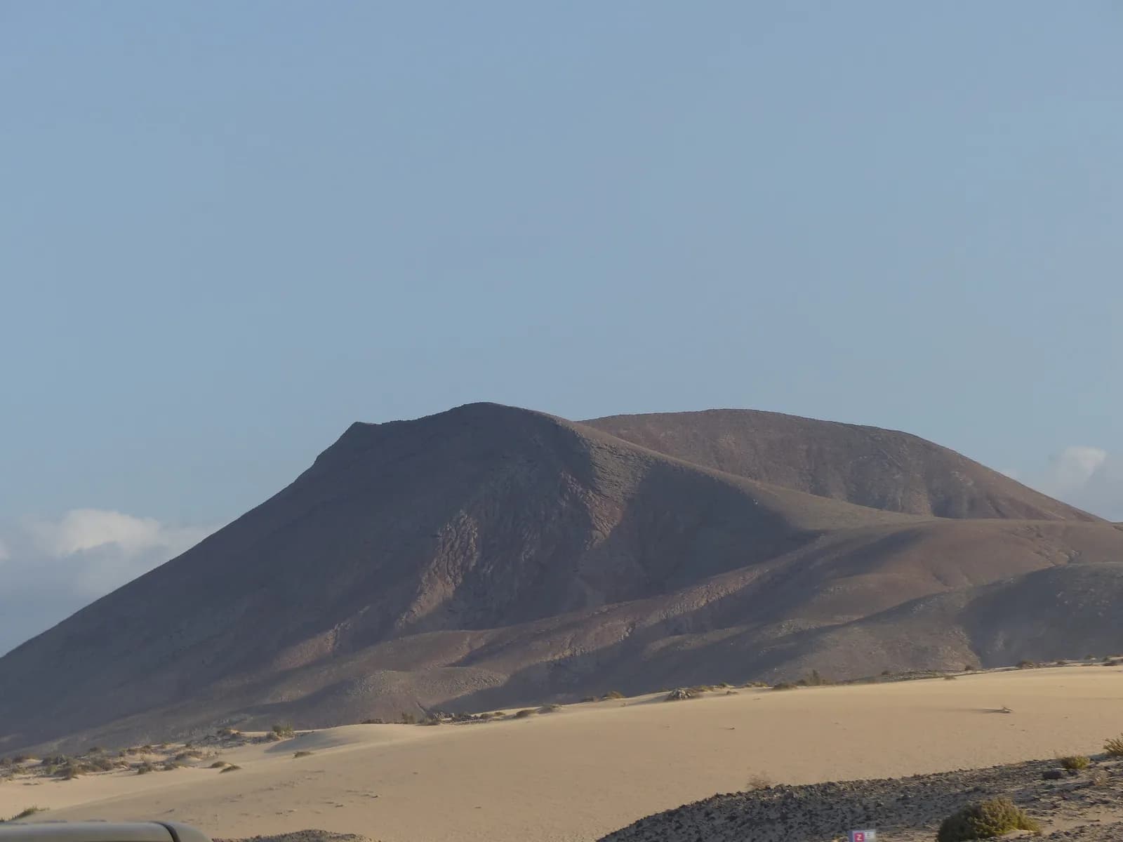 Mountain and dune in the Corralejo Dunes