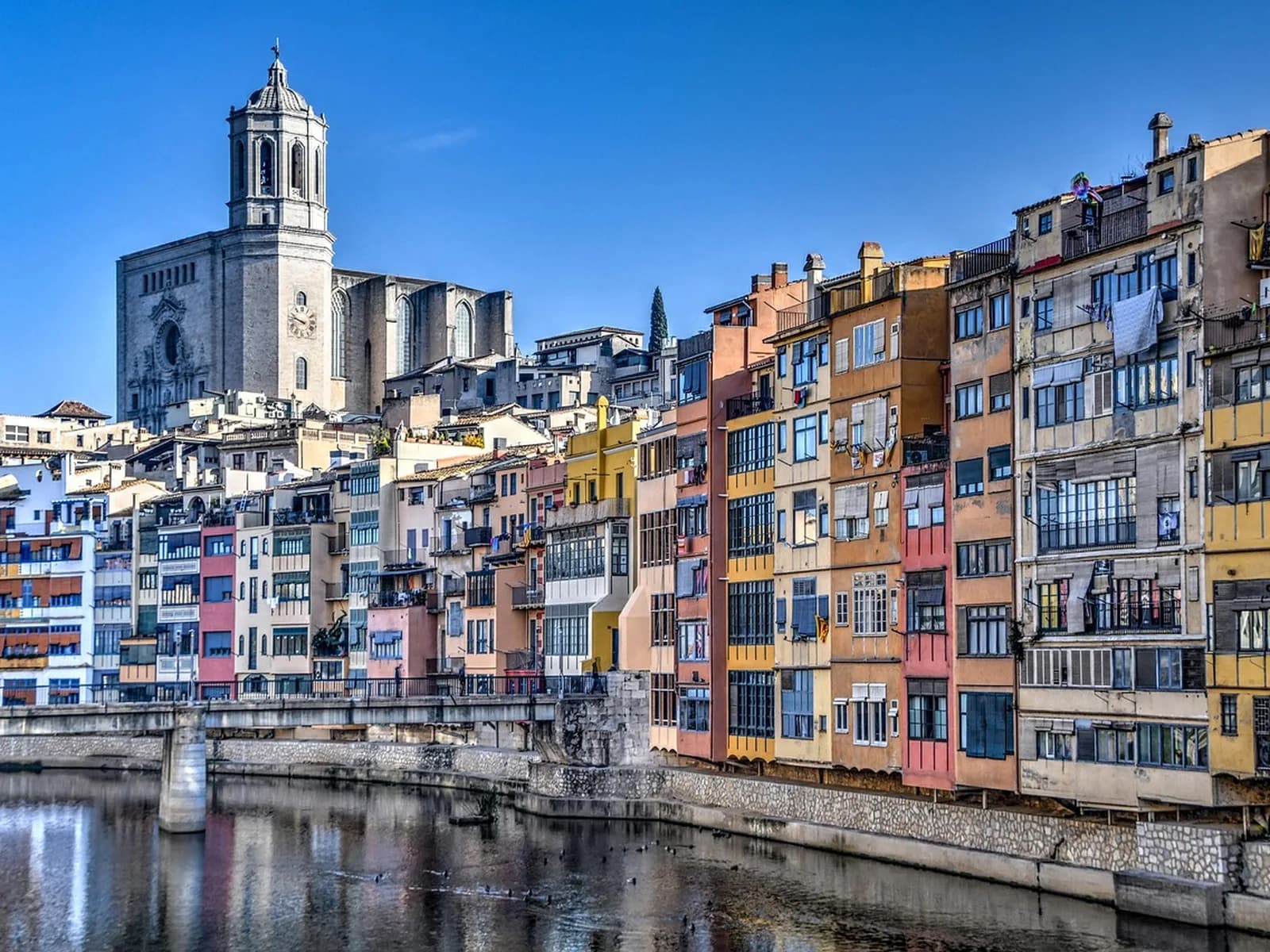 The Onyar houses with Girona Cathedral behind