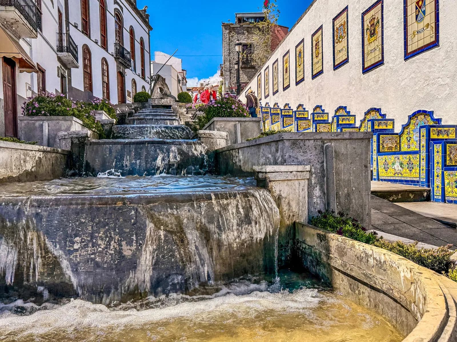 The cascade on the Paseo de Canarias in Firgas