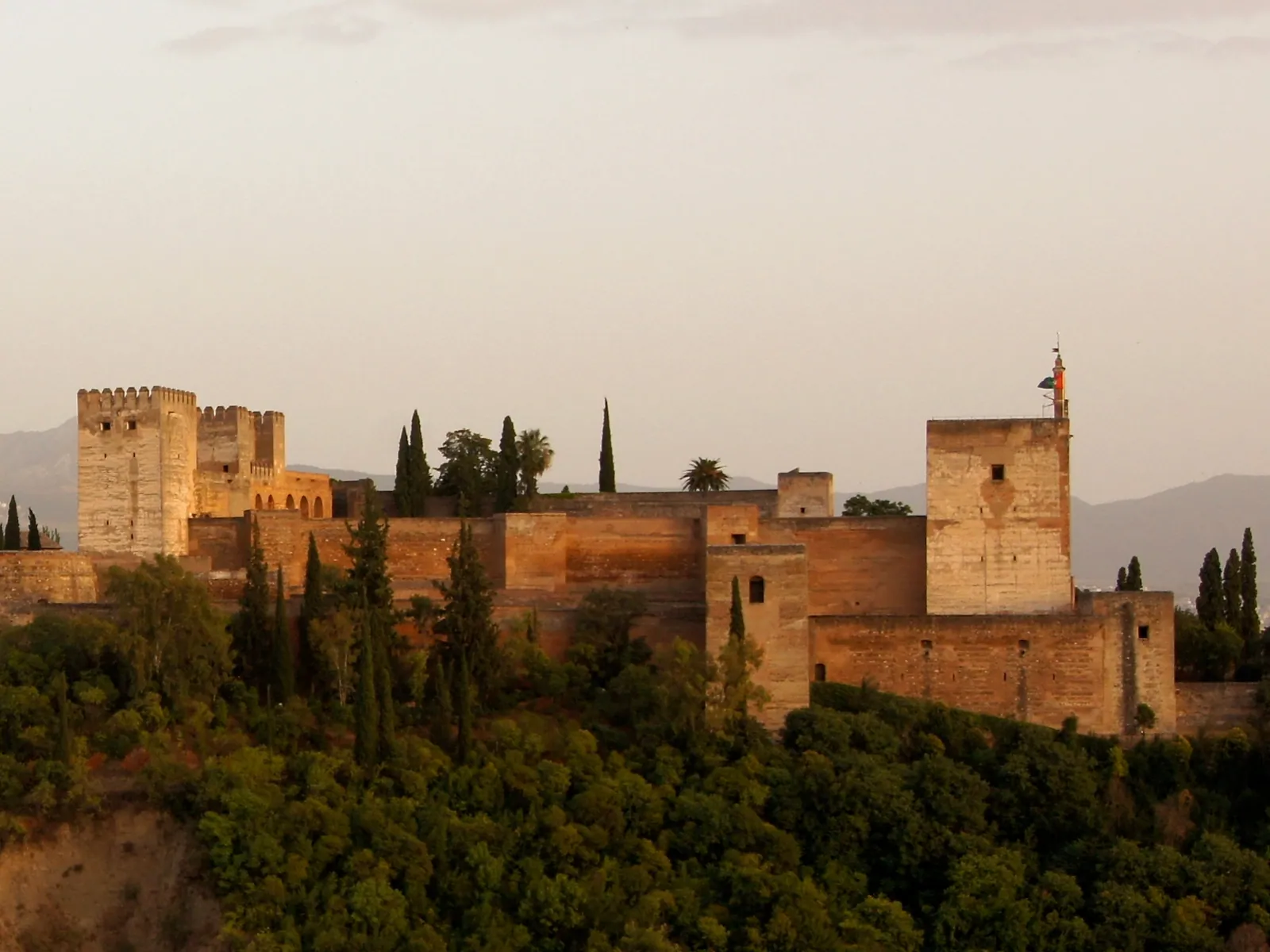 La Alhambra al atardecer desde el Albaicín