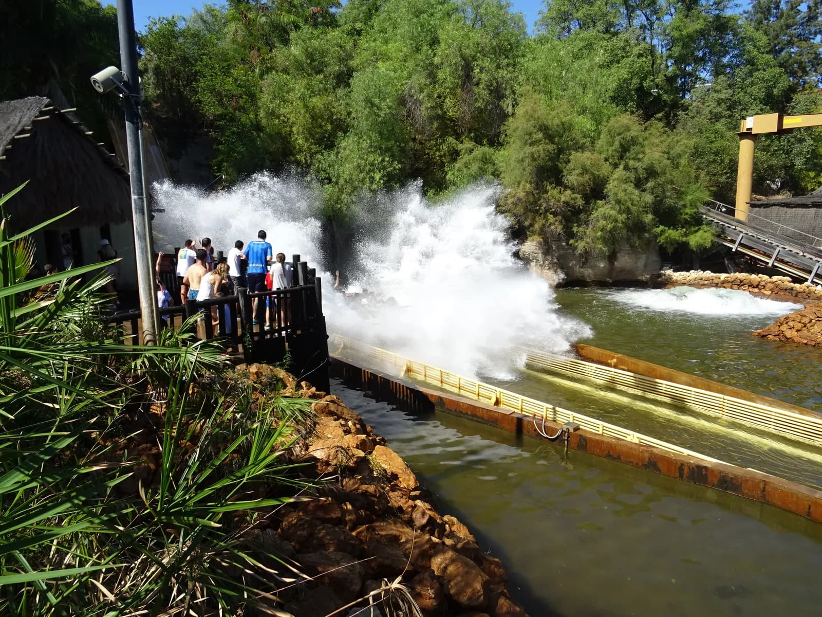 Atracción acuática Iguazú en Isla Mágica, Sevilla