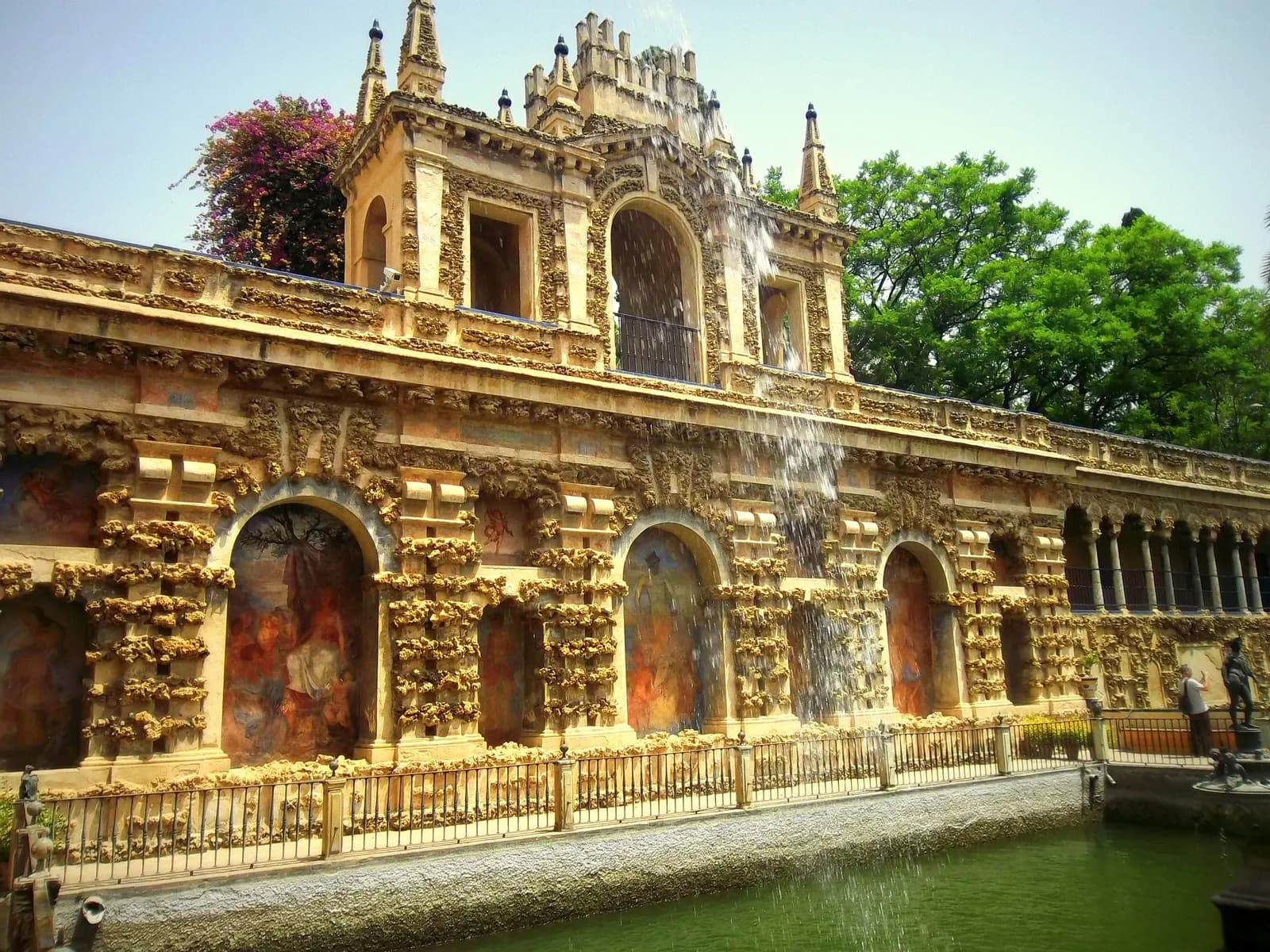 Galería del Grutesco en los jardines del Real Alcázar
