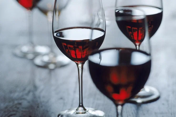 Glasses of Spanish red wine